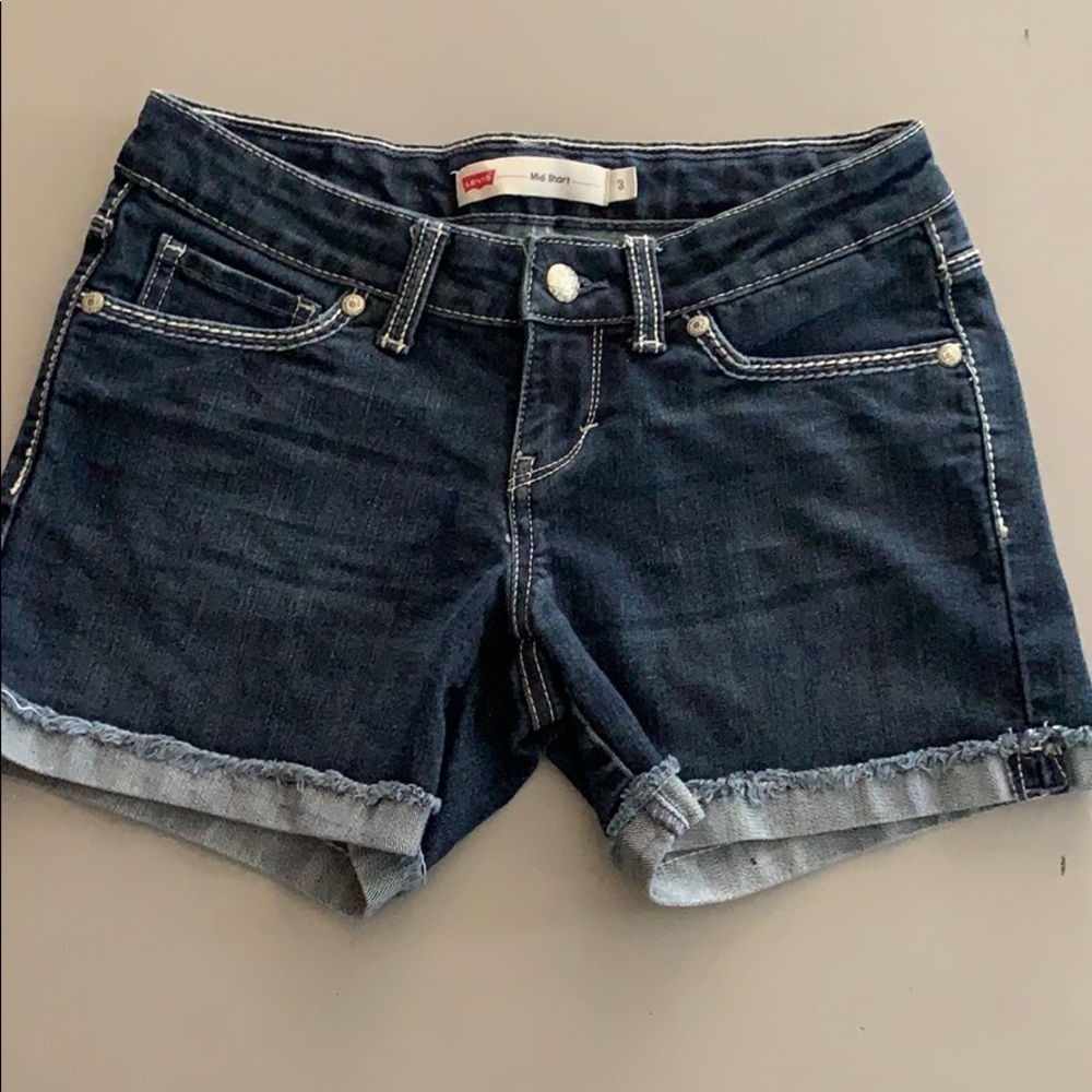 Levi’s Jean Mid Shorts Size 3 GUC! Dark denim